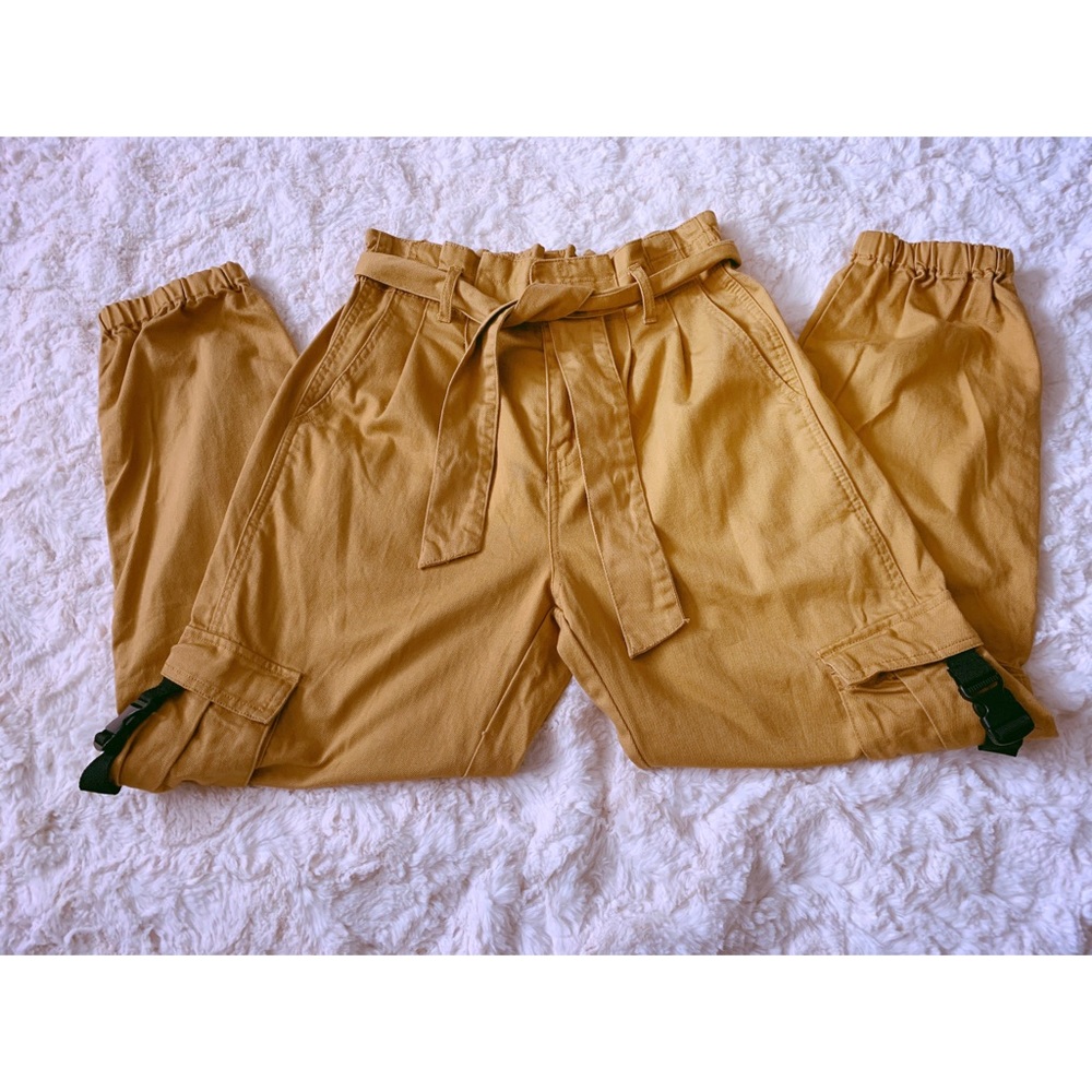 Forever 21 Woven Cargo Pants